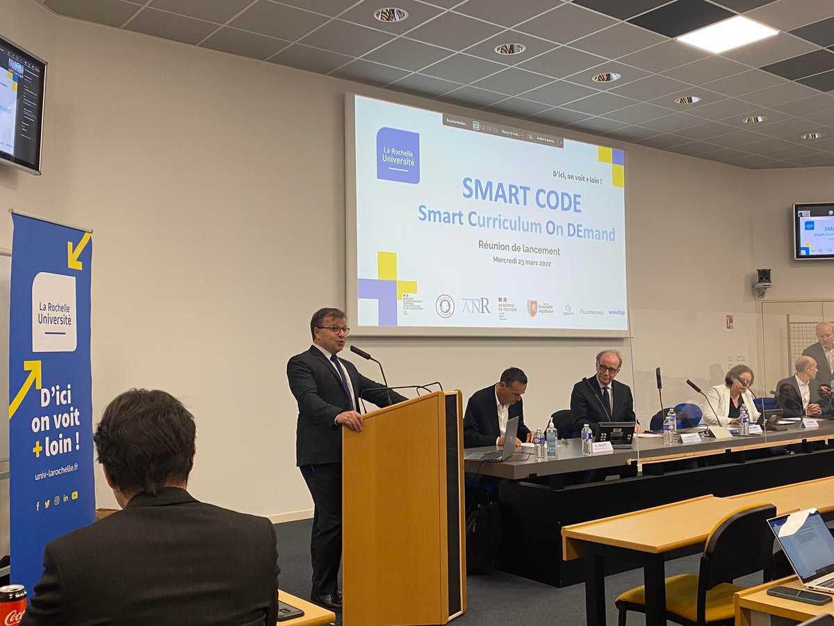 ⭕Lancement du projet SMART CODE à <a href="/UnivLaRochelle/">La Rochelle Université</a> en présence des partenaires. 

Un projet d’avenir qui s’appuie sur le digital pour rendre l’Université accessible en tout lieu et à toute heure ! Ce projet est lauréat de l’AMI #DemoES.

En savoir +👉 univ-larochelle.fr/actualites/dem…