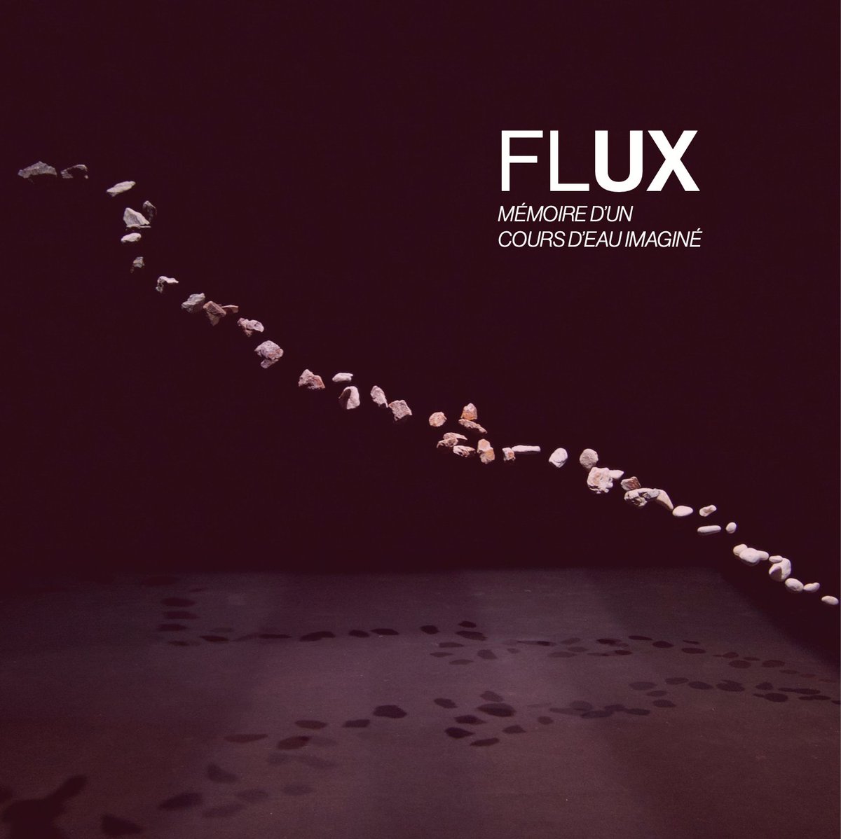 Des roches suspendues en mouvement... #FLUX, cette œuvre cinétique de Pierce Warnecke et Clément Edouard, raconte l’histoire d’un cours d’eau disparu.

Une #expérience sensible, soulignant l’interdépendance entre l’humain et le milieu ambiant.

📍 Tour de la Chaîne <a href="/lecmn/">le CMN</a>