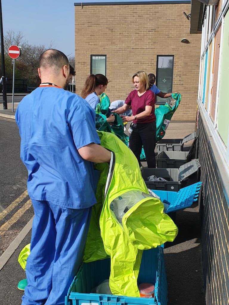 Great training session yesterday with <a href="/EDTeamNUH/">Emergency Department @Newham University Hospital</a> doctors! #cbrn #majorincident #eprr @NewhamHospital <a href="/BH__Academy/">Barts Health Education Academy</a>