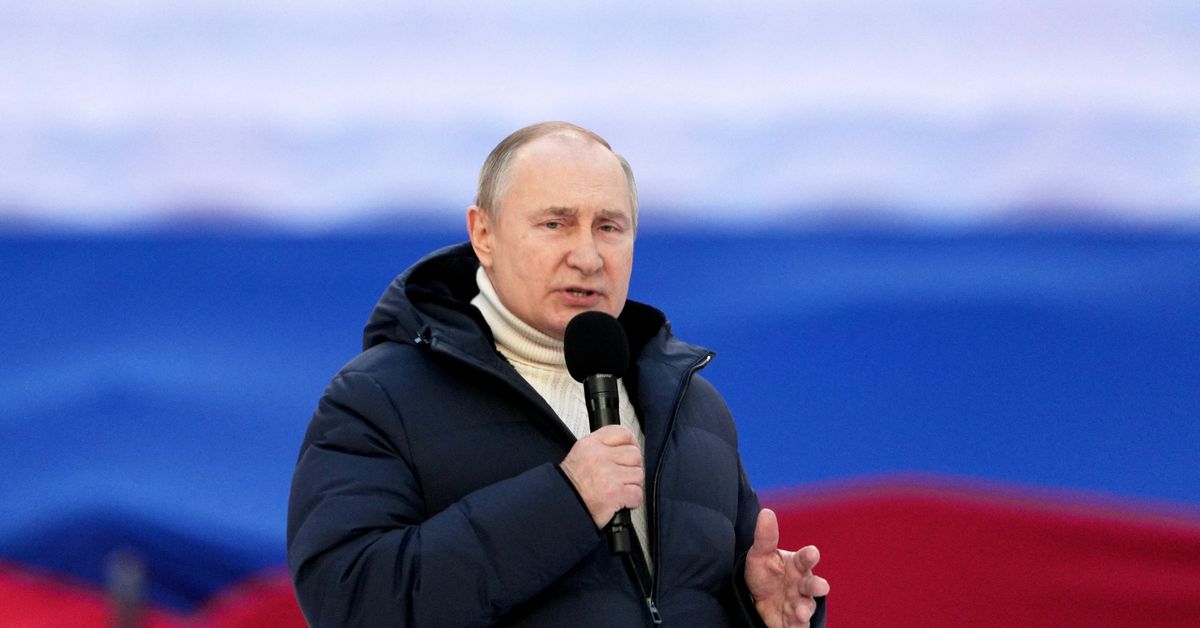Reuters's tweet photo. Putin plans to attend G20 summit in Indonesia, says Russia's ambassador https://t.co/irSr1MSpRl https://t.co/2nQB7lFMgN