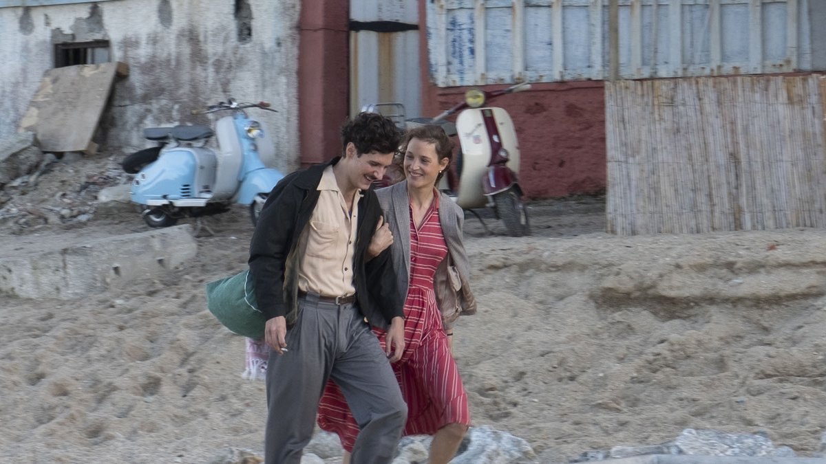 Francetele's tweet photo. 🎬 Le film #DeNosFrèresBlessés de Hélier Cisterne avec Vincent Lacoste et Vicky Krieps ↓

L’histoire vraie du combat d’un couple pour la liberté, alors que l’Algérie et la France se déchirent, en 1954.

🤝 Coproduction @France3Cinema https://t.co/uLv9oQCMmr