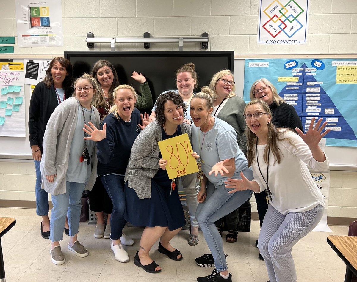 Sarah Mallow tweet media