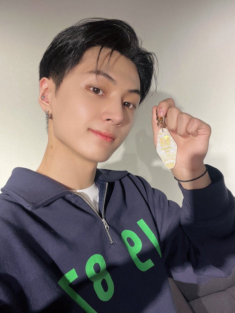Man of Monday 방전 30분전 🔌