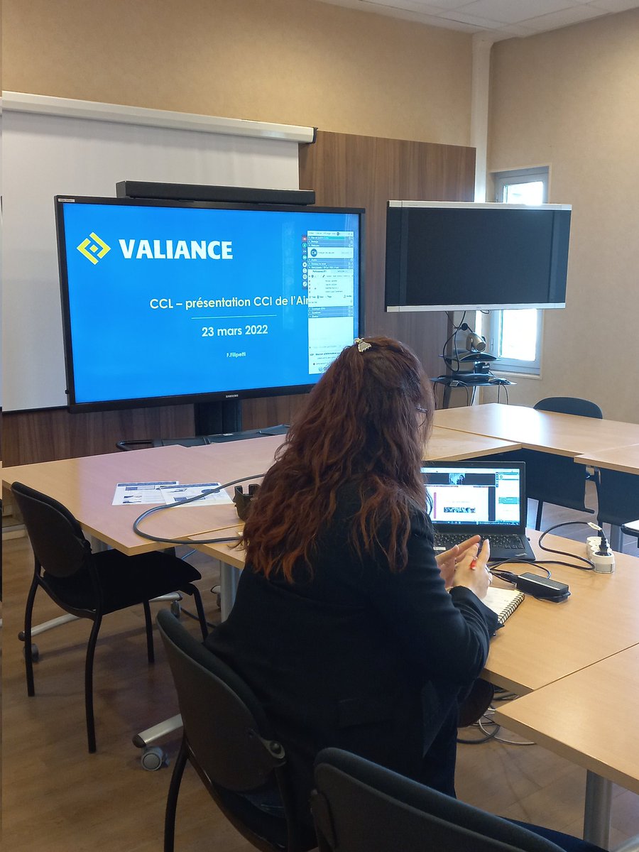 LaurencePoussel's tweet photo. Floriane Filipetti, société #Valiance présente le Projet de Centre de Crise Local sur @EDFBugey. Opportunités de #Business #GME pour les entreprises #locales du #territoire #Ain : #Electricité #Controlecommande @CCI_Ain @EDF_AuRhAlpes @PierreLBOYER https://t.co/UTrPeJChYS