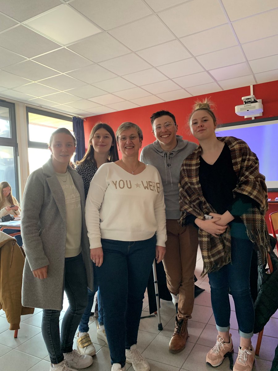 Lycée St Roch d'Estaires tweet media