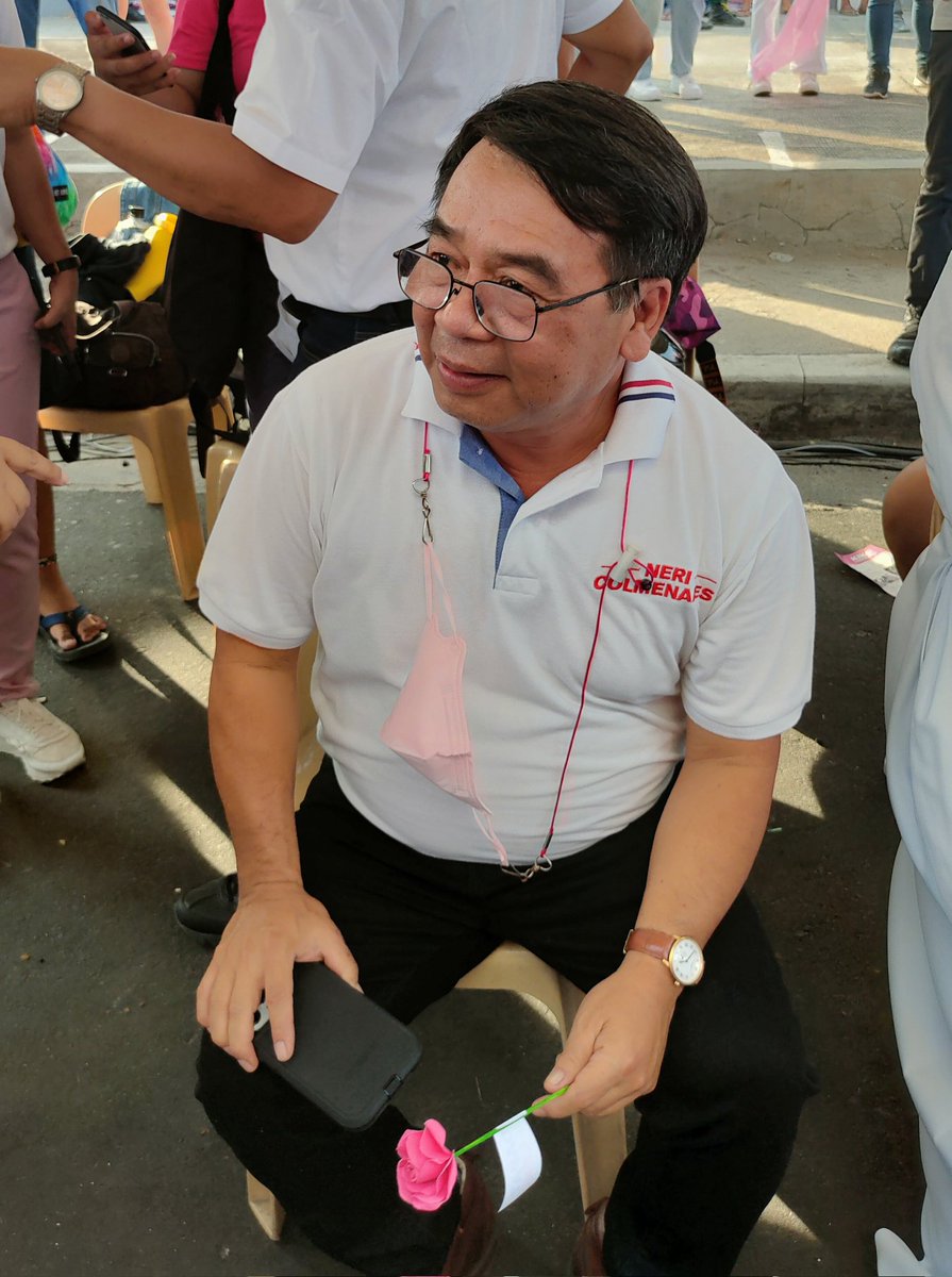 TeamNeri2022's tweet photo. Mabigat ang lahat, pero what @ColmenaresPH needs right now is your love 🥺

Tweet your positive messages to tito Neri and use the hashtag #WeWantNeri, we'll make sure he reads them. https://t.co/35bD9Uel7j