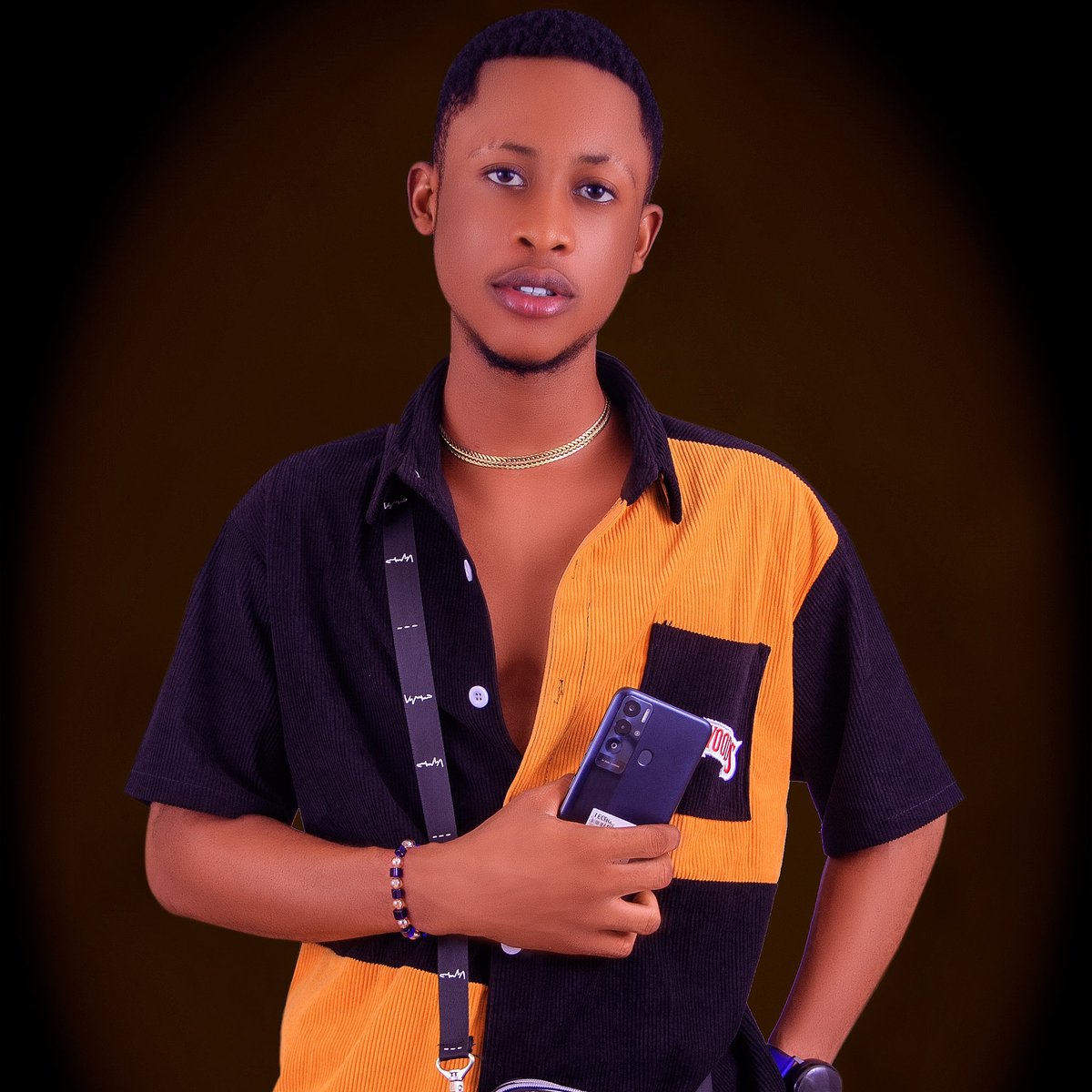Derekokwong's tweet photo. #NewProfilePic https://t.co/aNTbDo9pTC