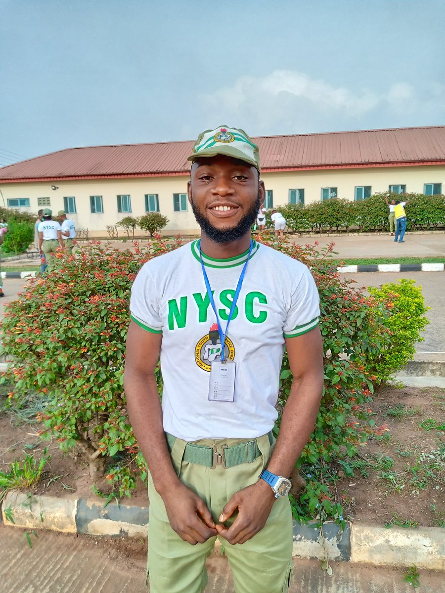 Suffixcaleb's tweet photo. Swearing in. Ready to serve my country. https://t.co/88I0zcasJl