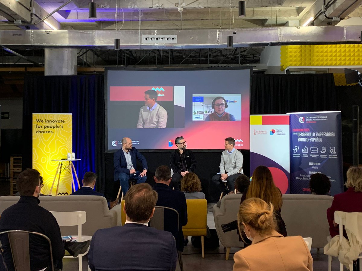 TechFabLabCV's tweet image. #InnovaciónAbiertaDDDCV
Finalizamos la jornada con el panel de las corporates impulsoras de los 4 retos de #DistritoTurismo.

@MastercardES, @PangeaES, @ForwardKeys y @nateevo_digital 

youtube.com/watch?v=C6VIDD…