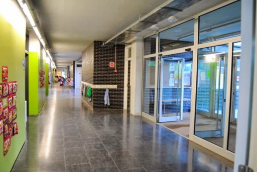 elturoencatala's tweet photo. 🟢 ÈXIT DE SEGUIMENT de la vaga a la nostra Escola Turó del Drac‼️

Un 70% del professorat i un 71% de l'alumnat s'ha mobilitzat a favor de l'#EscolaEnCatala 💪🏽

El seguiment de la vaga a P5 ha estat contudent, amb un 86%. 🔝

#NiUnaClasseEnrere https://t.co/4ETYrkCoYc