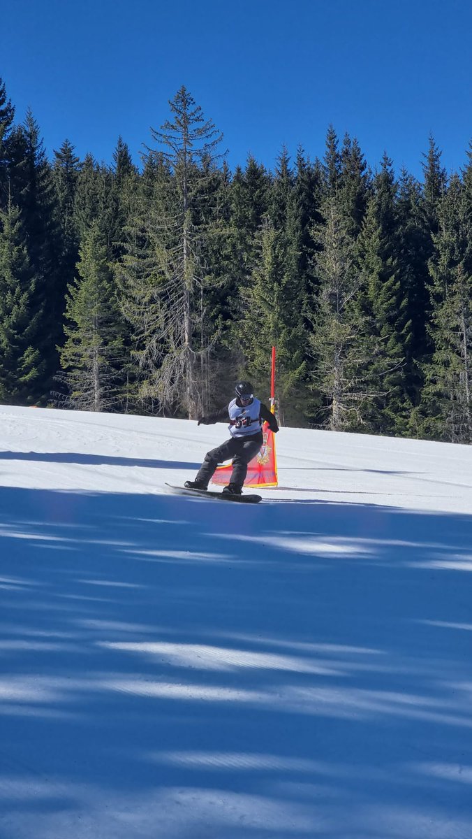 RlcSports's tweet photo. 53 RLC personnel are competing at Ex LOGISTIC BOARDER in Austria. The Novice Slalom took place yesterday, where courage and new found skills were on display. The RLC WSA invest in Novices and Jnrs. Why not try something fun, new and exciting next season?@AWSAnews @ArmySportASCB https://t.co/URRfeul9E1