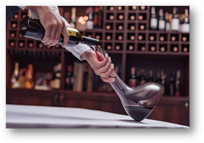 Throughmywinegl's tweet photo. #WhatsHappeningInTheWinelands | Join the winemaker #simonsmith @ #Louisvale on the 1st of Aprilfor a delectable five course food &amp; wine pairing dinner in celebration of their successful 2022 harvest
https://t.co/B1555HD4CG https://t.co/30tXMpH4j4