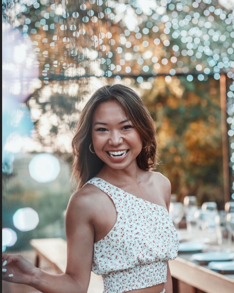 HSTMpod's tweet photo. We are live! Tune in to hear Kaylen Berling (Chang)'s story. Life has not played out like she thought it would as a high school student...maybe with the exception of who she ended up choosing as her ride or die โ๏ธ๐๐ #oncearock https://t.co/bhj5PgbYrT