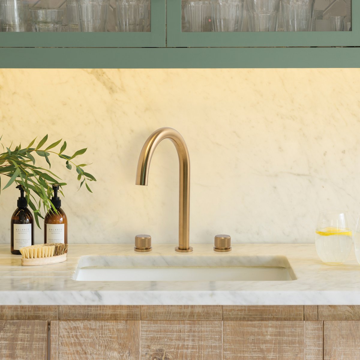How would you install our Joya tap?😍 

Did you know the dial controls on the Joya and Joya 3-in-1 can be positioned 30mm from the tap spout, allowing for more flexible installation depending on the space and look you desire!

See more: buff.ly/3IxKxAC

#CapleQuality #tap