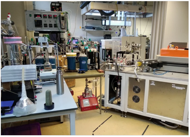 Understanding ore system evolution is critical in the search for #EnergyTransition minerals 

<a href="/aileendoran1/">Aileen Doran ⚒️🔬👩‍🔬🌍</a> explains how clumped isotopes provide a measure of ore fluid temperature evolution during mineral precipitation
nature.com/articles/s4301…
Free rdcu.be/cJDct