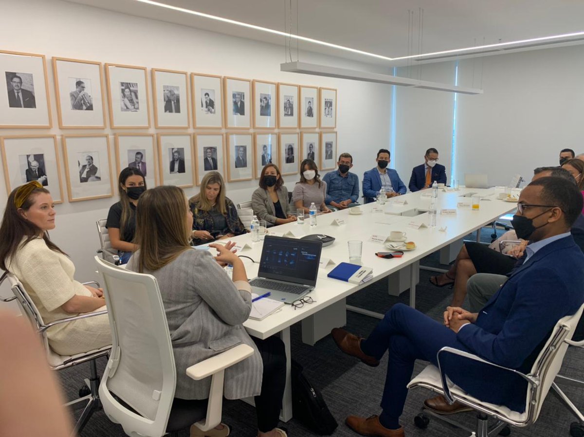 davidgnatal (@davidgnatal) on Twitter photo Presentamos #UNO37 hablando del Digital first en #LLYCPanamá con <a href="/MercedelaG/">Mercedes de la Guardia</a> y Amelia Toro de <a href="/McKinsey/">McKinsey & Company</a> <a href="/manueldominguez/">2025</a> <a href="/federicoisuani/">Federico Isuani</a> <a href="/adolfocorujo/">Adolfo Corujo</a> @LlorenteyCuenca Presentamos #UNO37 hablando del Digital first en #LLYCPanamá con <a href="/MercedelaG/">Mercedes de la Guardia</a> y Amelia Toro de <a href="/McKinsey/">McKinsey & Company</a> <a href="/manueldominguez/">2025</a> <a href="/federicoisuani/">Federico Isuani</a> <a href="/adolfocorujo/">Adolfo Corujo</a> @LlorenteyCuenca