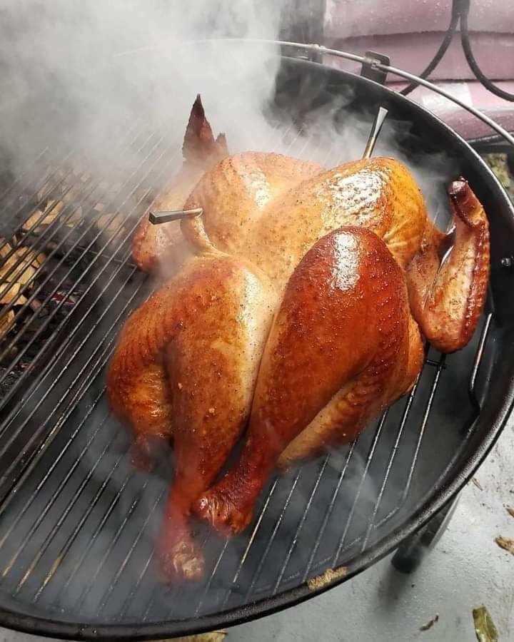 يا انتي فرخة بنت حرام يا أنا شخص مش سالك  .. 😂💪