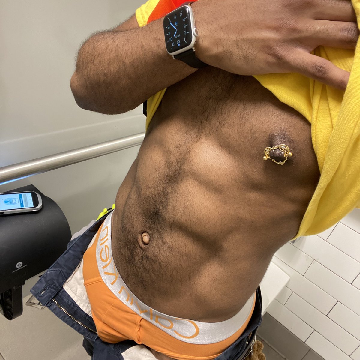 zeke 🏀 tweet media