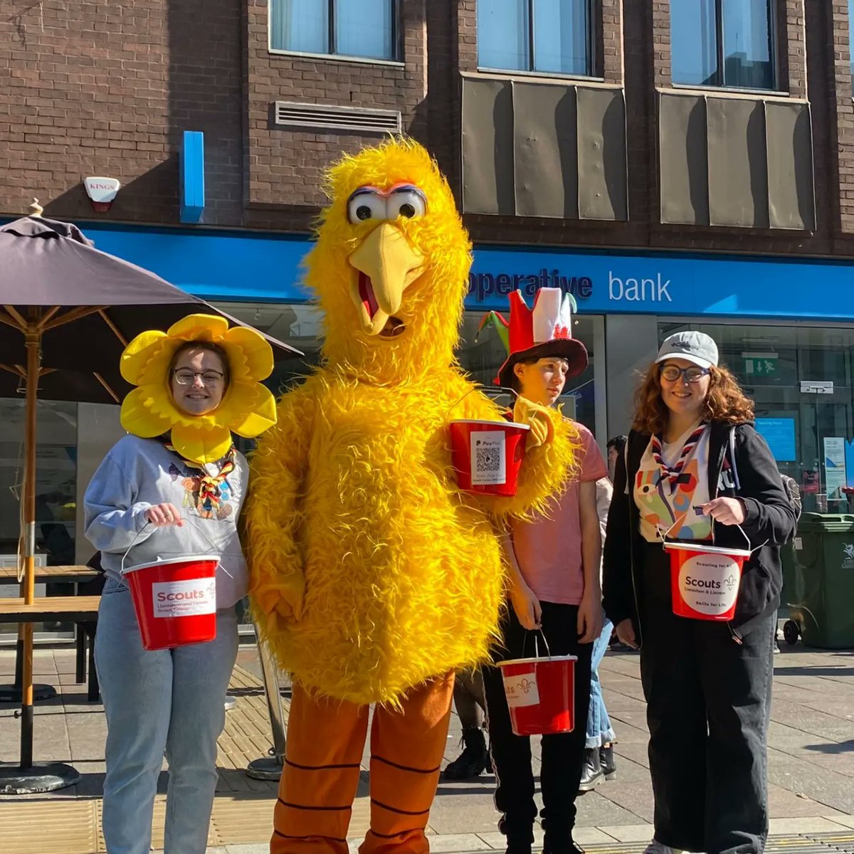 And we are off!! Our first two unit fundraising events were a massive success!

If your a rugby fan, you might have seen us bucketing in Cardiff during the Wales Six Nation matches.

#wsj2023 #scouts #rugby #sixnations2022 #daffodils #cardiffcastle #wales