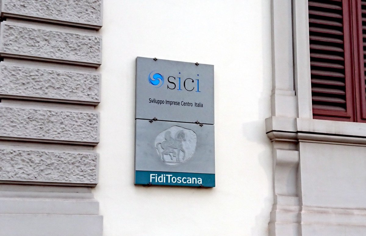 cgiltoscana's tweet photo. #FidiToscana, rottura all’incontro tra Regione e Fisac Cgil-Unisin-Rsa. I sindacati: “Inaccettabile la #privatizzazione e la svendita ai privati”. Il 5 aprile #manifestazione di protesta a Firenze davanti a Palazzo Sacrati Strozzi
👉 https://t.co/5VUmawRdLE https://t.co/NX7db1FZkk