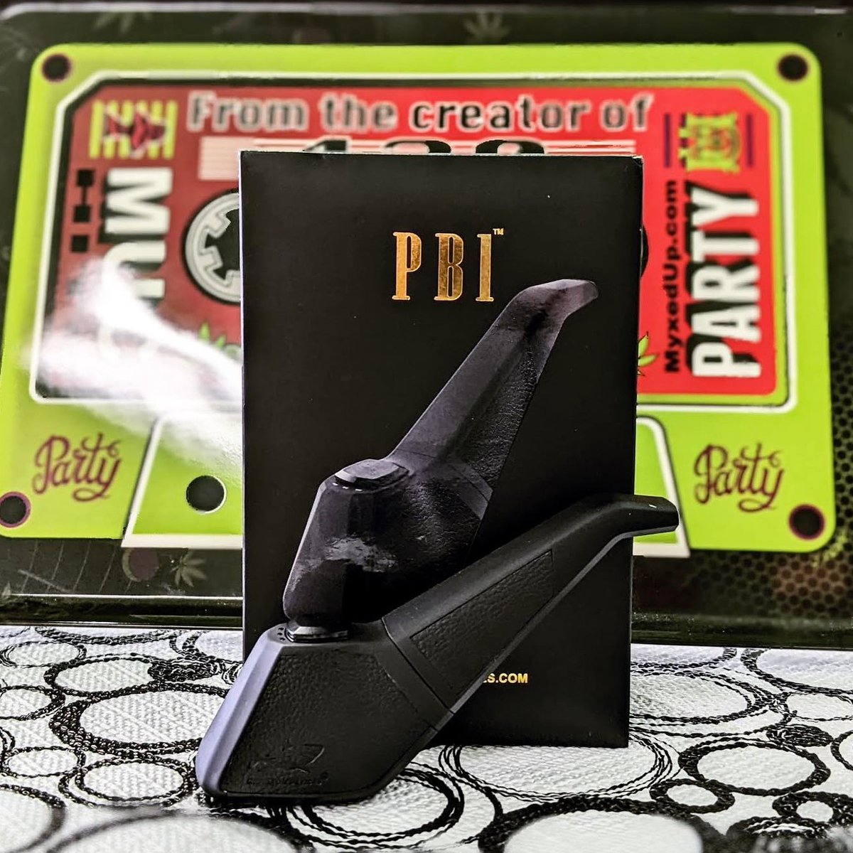 MyxedUpCreation's tweet photo. The PB1 from @hamiltondevice flew off our shelves so quickly the first time around that we didn’t even get to show them to you! This piece is for those who still want to show a little class. 
✨✨✨ https://t.co/N2NpZKMfl0