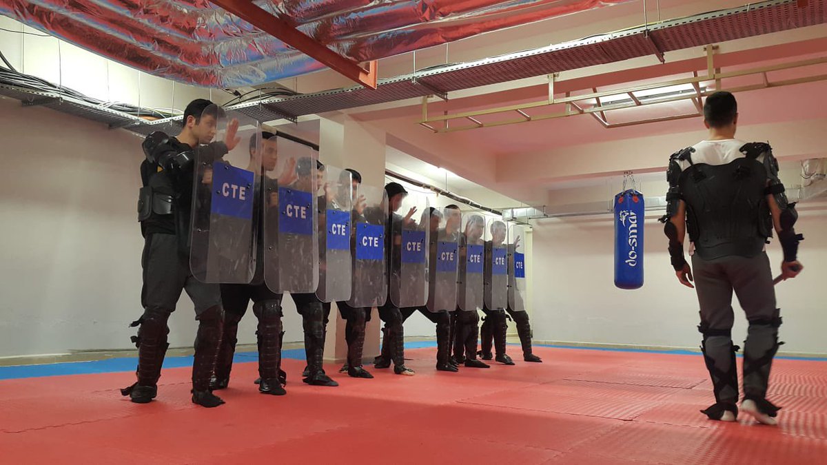 #İnfazKorumalarNeOldu
Fotoğraf gerçeğin ta kendisidir.
İnfaz Koruma memurları amasız, fakatsız, derhal güvenlik sınıfına geçirilmelidir.
Hak edenlerin hakkını yiyenler iflah olmaz.
Soruyorum:
 #İnfazKorumalarNeOldu