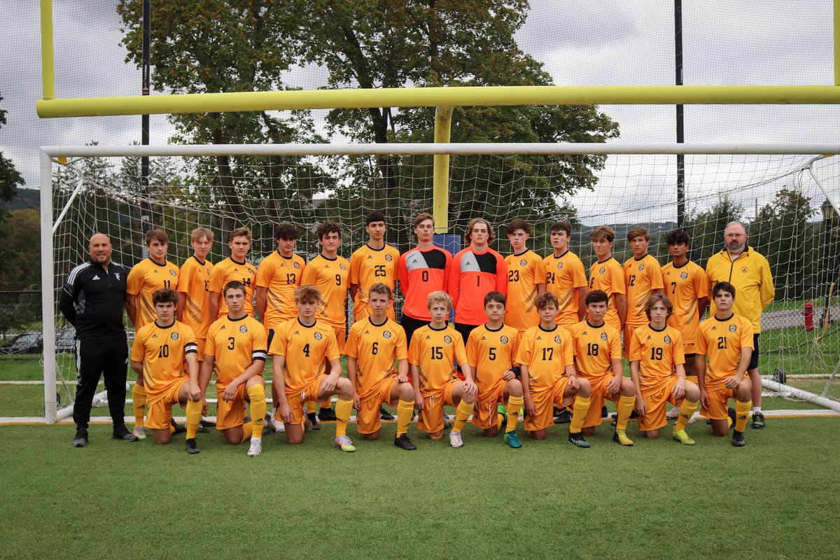 Have you heard? Trinity-Pawling Soccer has officially partnered with SoccerViza! Starting this summer, our varsity players will participate in preseason training at SoccerViza's Pro Development Center in Puerto Viejo de Talamanca, Costa Rica. What an incredible opportunity! ⚽️🦁