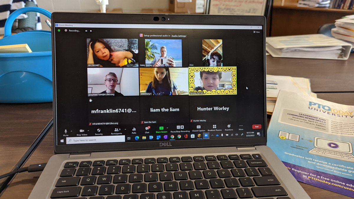 haleystamey's tweet photo. Today was a teacher workday so #MinecraftStudentAmbassadors #MSA met on Zoom to share their pixel portraits and learn more about upcoming events!
Exciting things to come!
@BuncombeSchools @BCSDigitalLearn
@PlayCraftLearn https://t.co/MbSwGwQb5K
