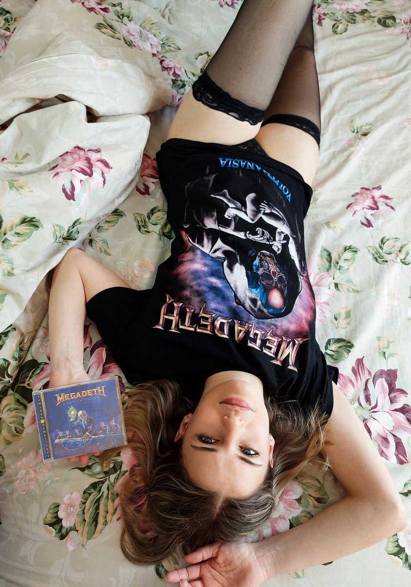 IrinaMironika96's tweet photo. Megadeth-Rust in peace. 
One of the most famous and original thrash metal albums. Truly considered a classic! There are no bad songs here, but there are good riffs.
#mironika96 #megadeth https://t.co/4A2NWC54s5