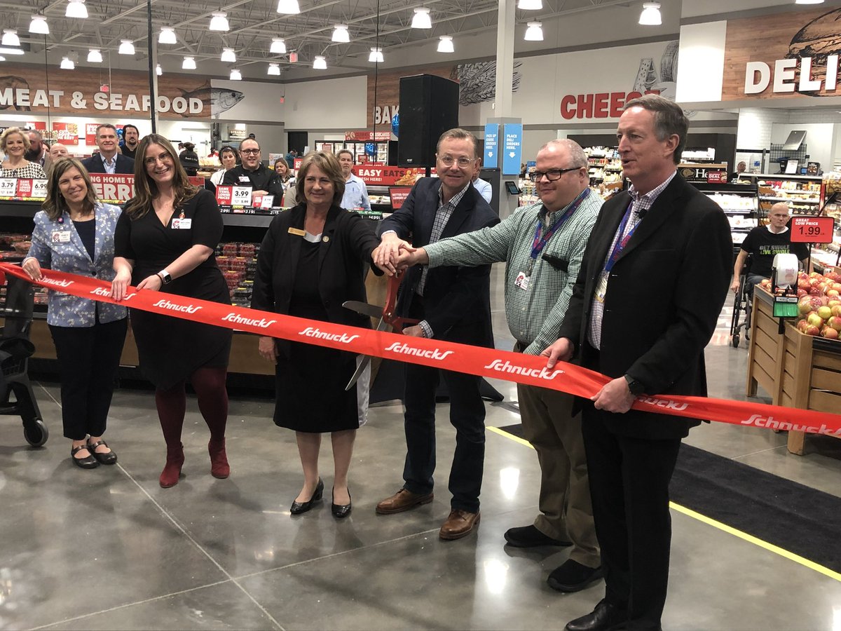 Thank you @SchnuckMarkets for your investment in @CoMoGov with just the 2nd grocery store north of I-70. I’m proud to help bring this to market. And I’m grateful for 65+ new @UFCW655 members who keep shelves stocked and our community fed.