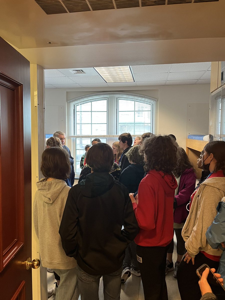 MrTscienceguy's tweet photo. A few more dorm pics #Bus3Rocks #HyattsDC2022 https://t.co/NtQFPACkNz