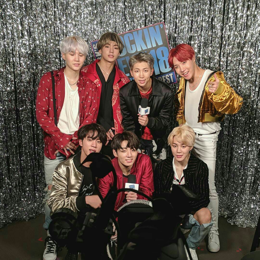 bts7stanner's tweet photo. #BTSRM #KimNamjoon #BTSJIN #KIMSEOKJIN #BTSSUGA #MINYOONGI #BTSJHOPE #junghoseok #BTSJIMIN #parkjimin #BTSV #KimTaehyung #BTSJUNGKOOK #jeonjungkook #bts #BTSARMY https://t.co/DRdxEODaFr