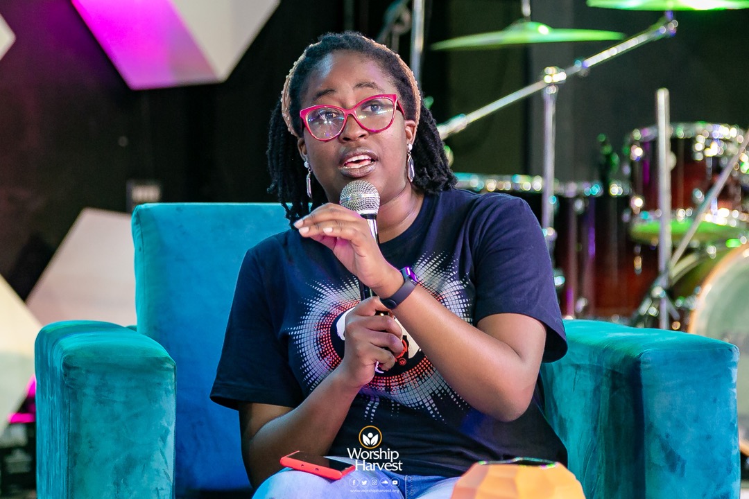 worship_harvest's tweet photo. “When we don’t seek the Lord, we become dull-hearted.”- Pr. @solome_nants

#MCLive
#WorshipHarvest https://t.co/Mxji0BUUsm