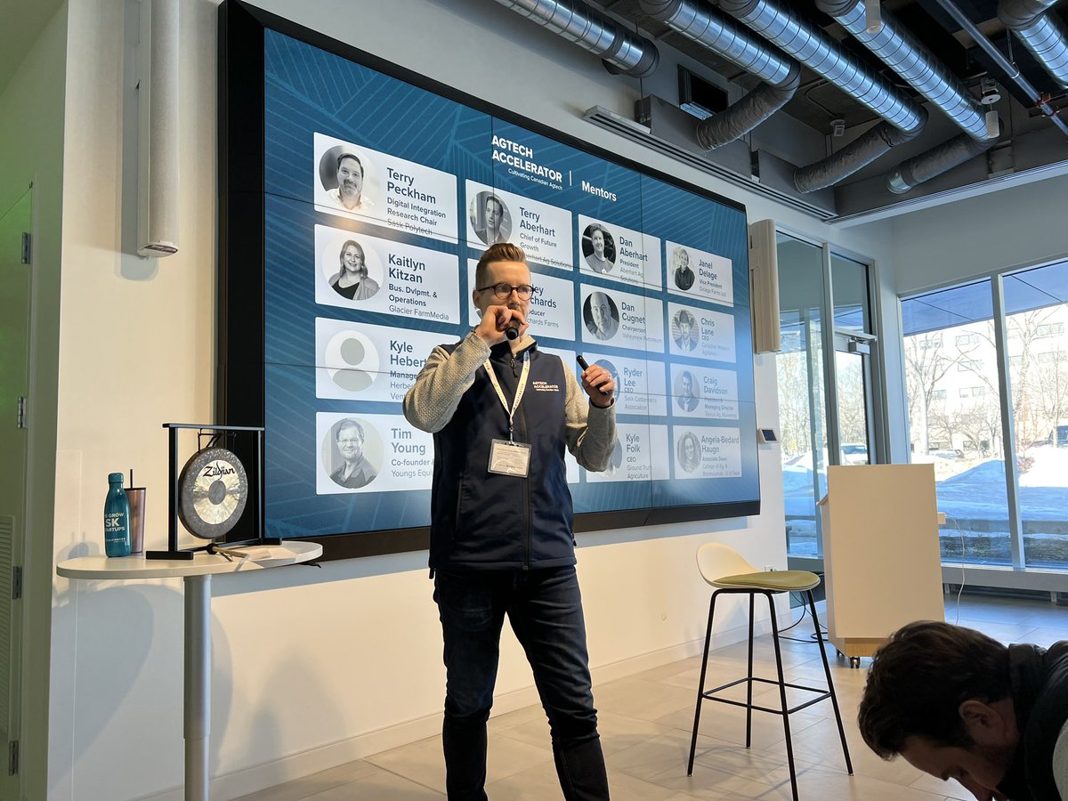 TerryAberhart's tweet photo. Amazing time with amazing people at the @cultivatorsk Ag Tech accelerator program last week.  Honoured to have the opportunity to participate.  Some great founders and industry leaders.  Proud to we what’s going on in the Ag tech space on our province, country and abroad #agtech https://t.co/l0QUPIhmdR