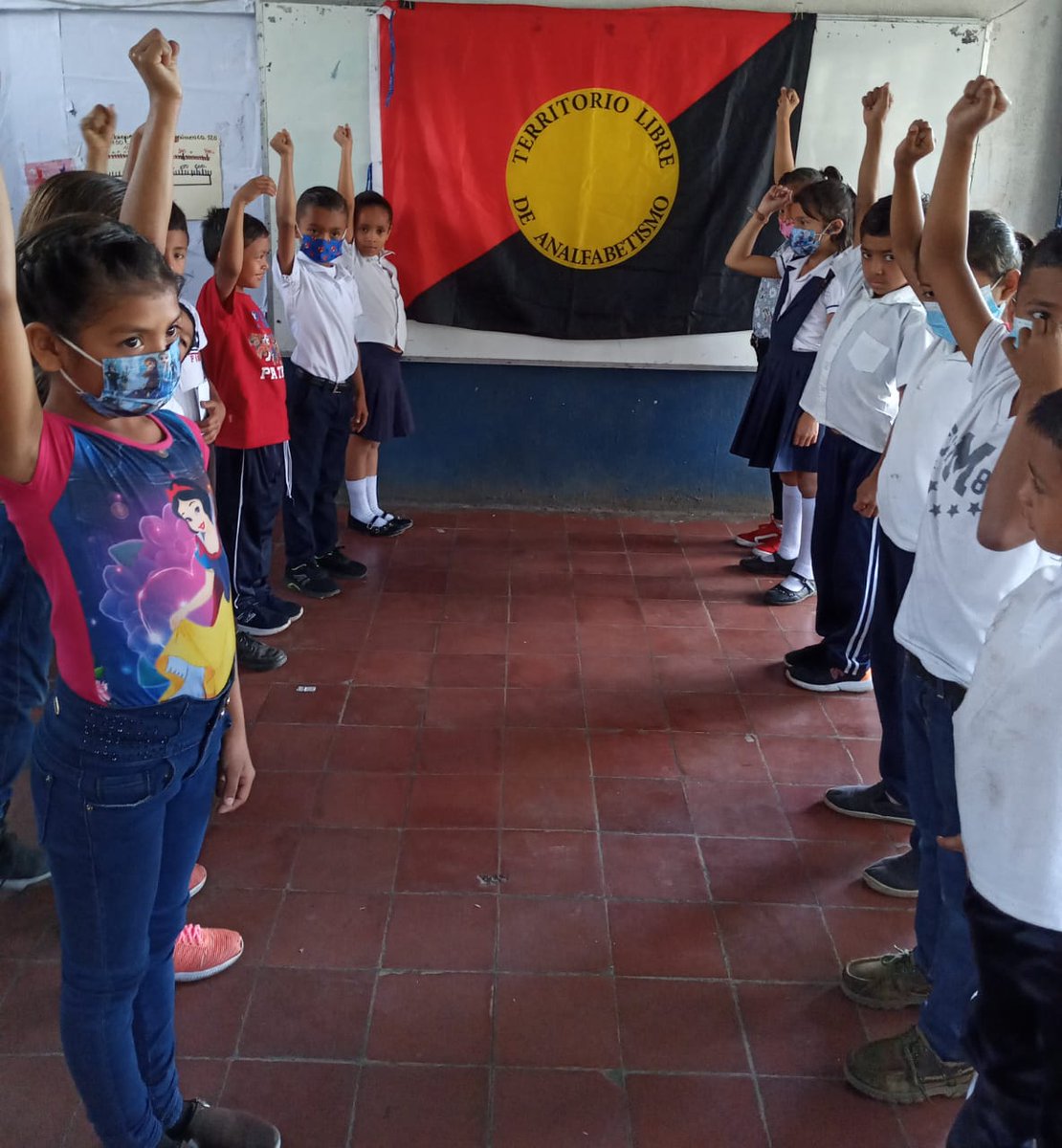 EdjaYali's tweet photo. Conmemoración del 42 aniversario del inicio de la Gran Cruzada Nacional de Alfabetización " Héroes y Mártires por la Liberación de Nicaragua"

#42LUCESYVICTORIAS
#AlfabetizacionLuzdeVictorias
#SoyEDJA https://t.co/cJvqioixTg