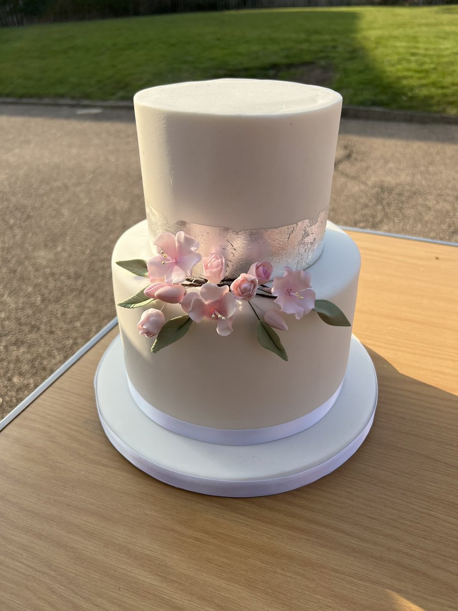RedHillPrimaryTPA (@redhilltpa) on Twitter photo Auction time! This lovely cake was donated for our bake sale and wasn’t purchased. Please DM us with how much you’d like to pay for it and we’ll sell it to the highest bidder! All money will go to the <a href="/thePioneerTPA/">The Pioneer Academy</a> Ukraine aid appeal. Auction time! This lovely cake was donated for our bake sale and wasn’t purchased. Please DM us with how much you’d like to pay for it and we’ll sell it to the highest bidder! All money will go to the <a href="/thePioneerTPA/">The Pioneer Academy</a> Ukraine aid appeal.