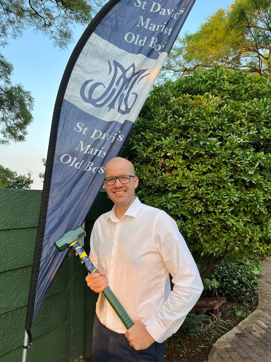 Any Old Boys in the Sandton area, pop in to the St David’s Marist Old Boys AGM and siting of the Maristonian - due to start in just under 30 min!
@StDavids_Marist