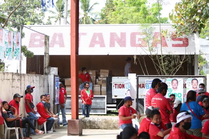 batspiocapitol's tweet photo. #HelpInMotion: Sa gabay ng mga inisyatibong nakapaloob sa governance thrust na H.E.L.P. Program, tuloy-tuloy ang Pamahalaang Panlalawigan ng Batangas sa paghahatid ng mga mahahalagang proyekto, tulong, at serbisyo.
SAN NICOLAS, Batangas
March 23, 2022 https://t.co/QertiGu6ZS
