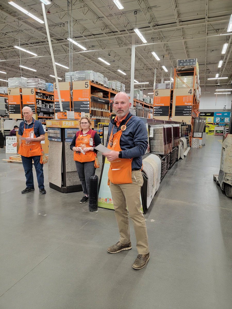 monseadams's tweet photo. #SpringSpiritWeek @drewcaram @jodievans262 @AOstie reading some fun facts from associates at the morning meeting. #teaminorange https://t.co/X5XcVmDFDy