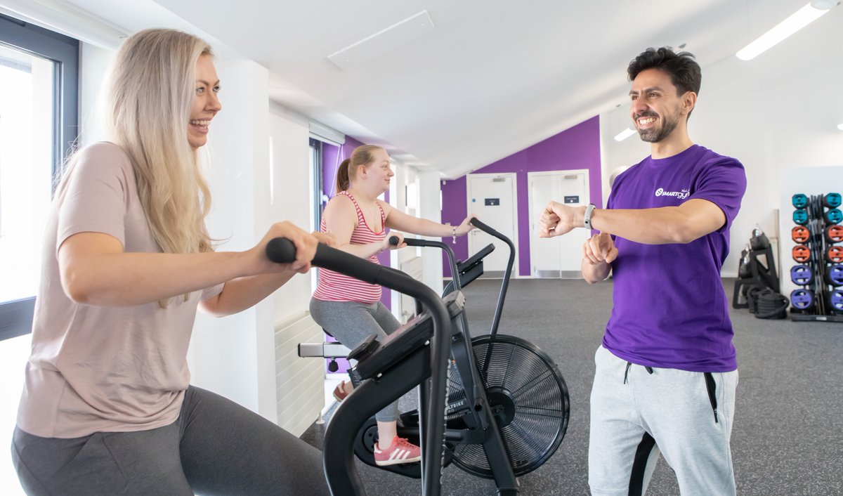 Planning your weekend workout? It's our launch day on Saturday so why not come and try for FREE.
Bring the kids along for soft gym or our supervised childcare so you can burn calories while they have fun too.
Full taster class details here ⬇️
fb.me/e/3tWJ5wtD7
#glasgowgym
