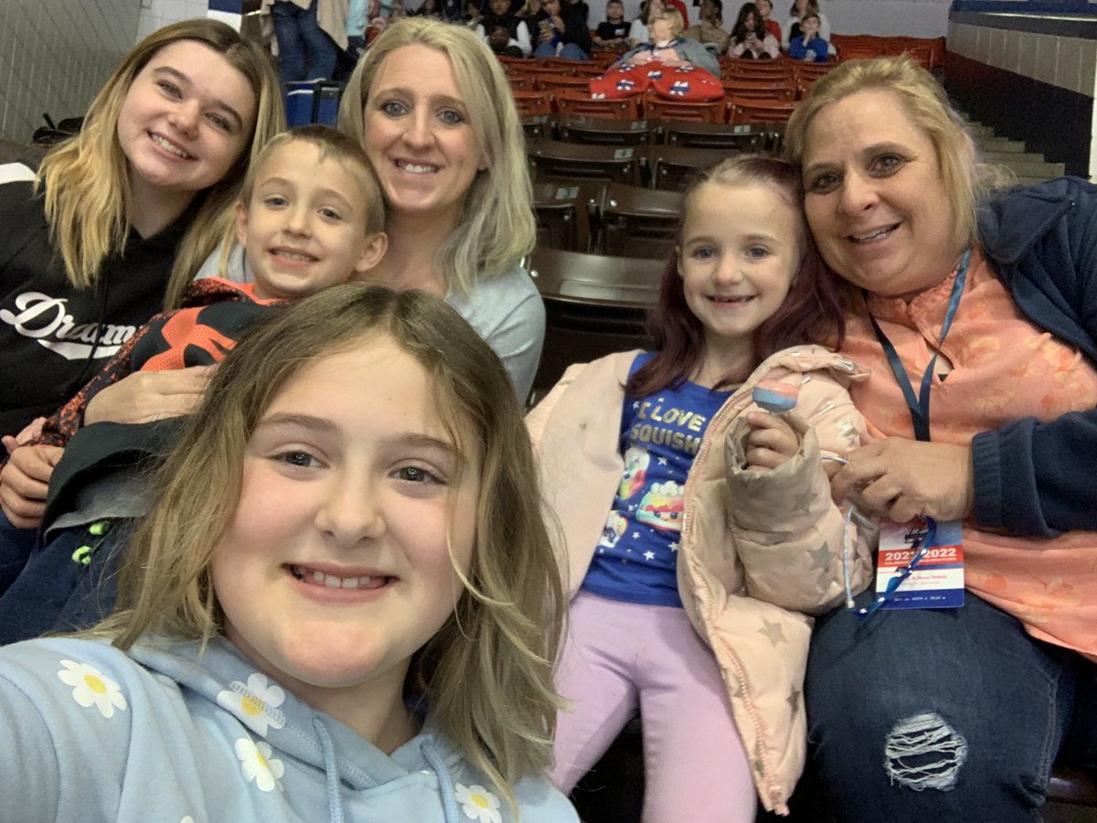 DeededStakley's tweet photo. #kwingsphoto https://t.co/y6kQDasLI7