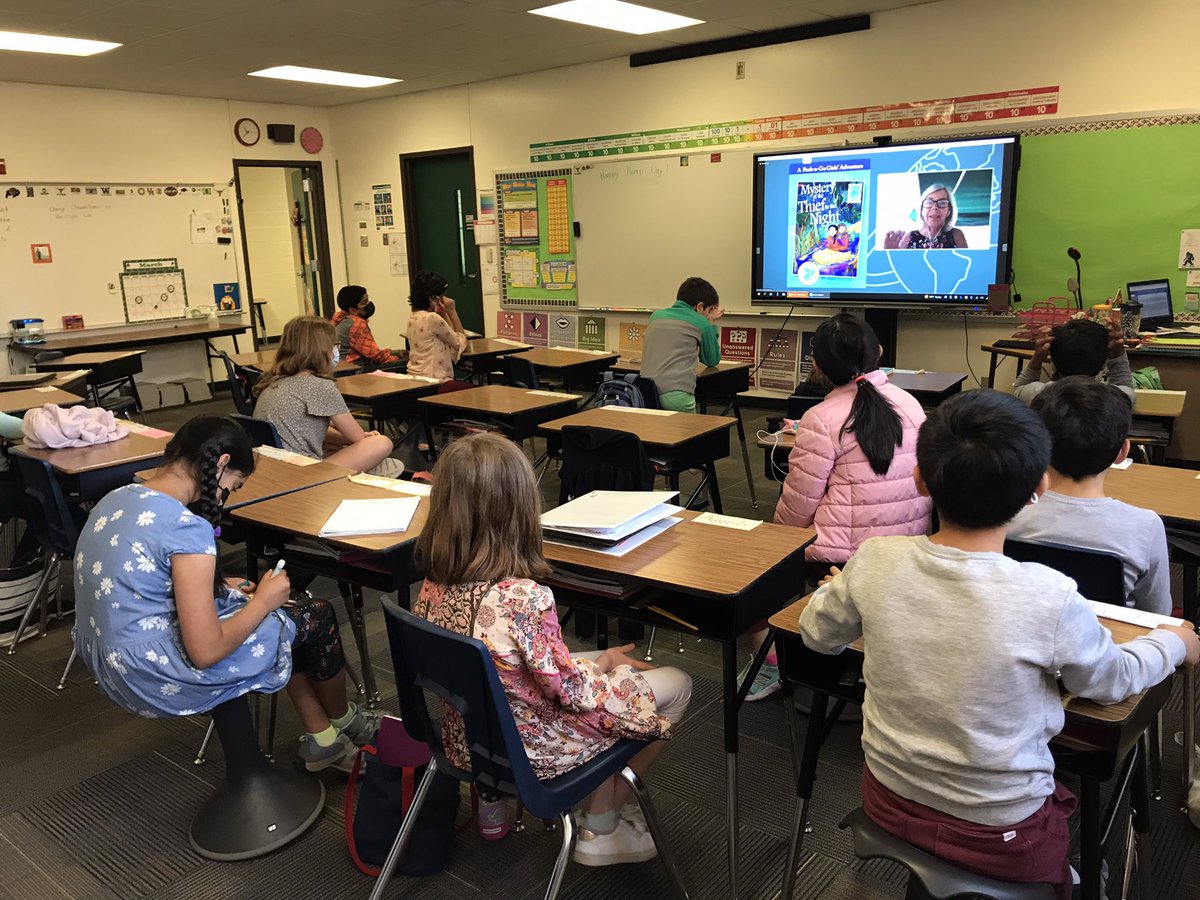 marcishrull's tweet photo. Thank you @learnATW  and @JanelleDiller for a wonderful virtual field trip to Mexico to hear part of Mystery of the Thief in the Night. Our minds were expanded. @LME_Lions https://t.co/98i2TVLLhy