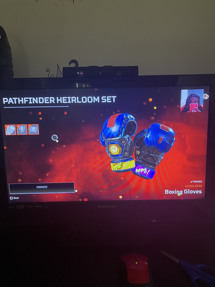 TRxxNOVA's tweet photo. Finally got my heirloom 😱😱😱😱😱
#ApexLegends #Pathfinder #Pathmain #Twitch #ThankYouApexGods https://t.co/lTzmZhjLlZ