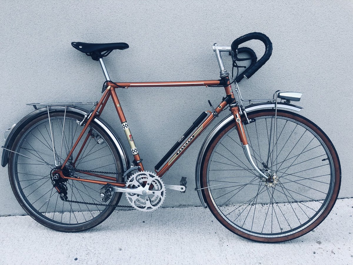 Avant/Après 

#bike #cyclemechanic #cyclingmechanic #bikemechanic #bikelife #bikelifestyle #cyclingaddict #cyclinglife #cyclingphotos #vélo #velo #velotaf #bikemecanic #bikeservice #bikelover #bicyclette #bike #véloélectrique #cyclevintage #instacycling #ilovemybike #bikerepair