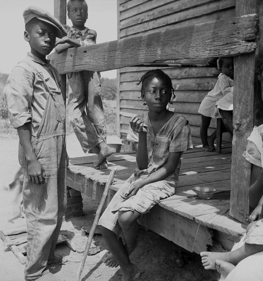 Children of the Mississippi Delta, 1936

Photographed by Dorothea Lange