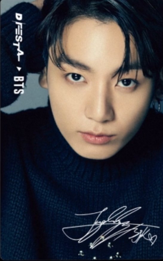 jjklve_'s tweet photo. jungkook's d'festa event photocard omg look at him!!! https://t.co/bq7bRKiooX