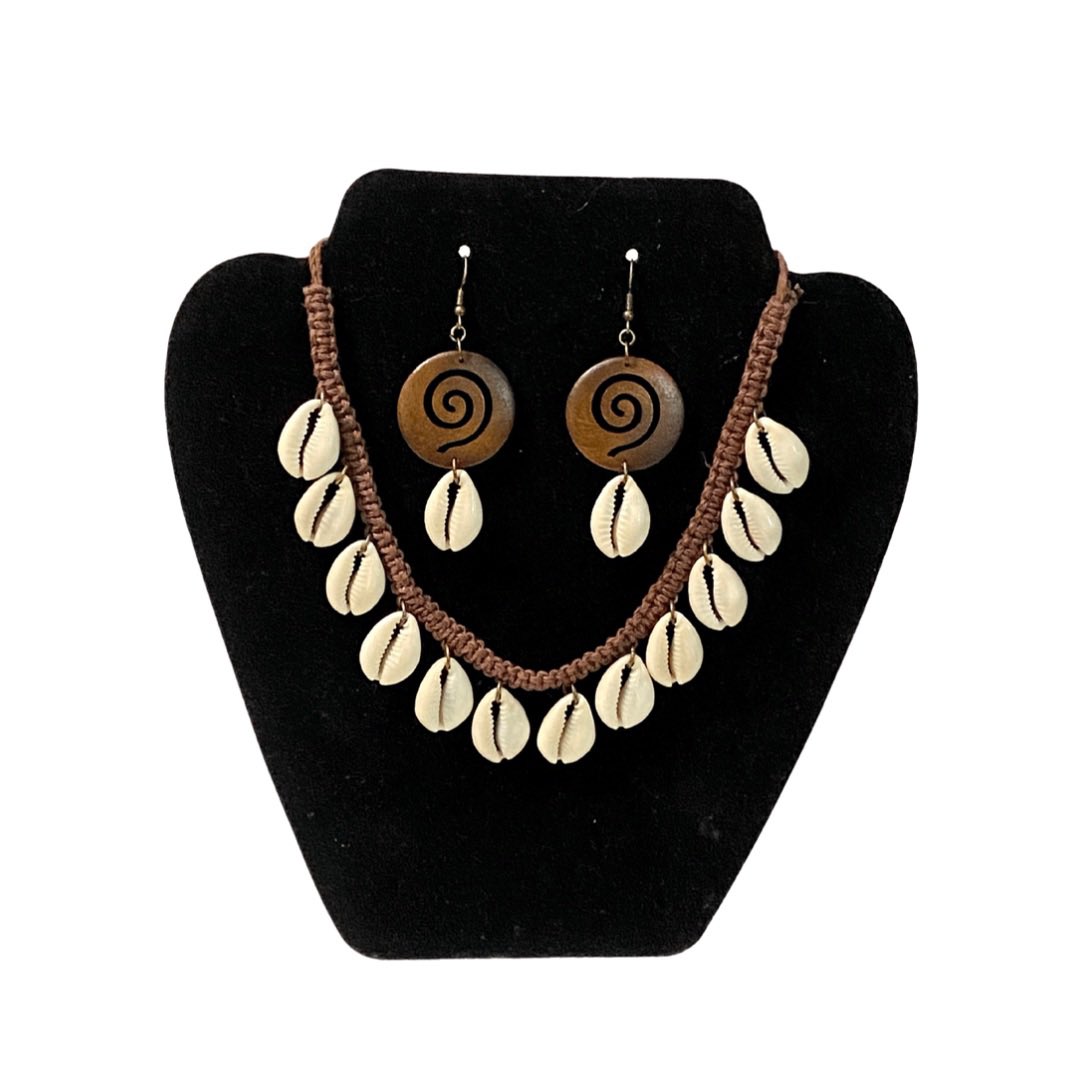 AccentedGlory's tweet photo. Time is winding down to get this beautiful handcrafted cowrie shell jewelry set at a discount!
Click link to join Accented Gloryβs seasonal subscription plan.
https://t.co/f25npglPtJ
#Subkit #SeasonalSubscription #GloryMail #Handcrafted #CowrieShellJewelry @wearesubkit https://t.co/X8v7gZbtUV