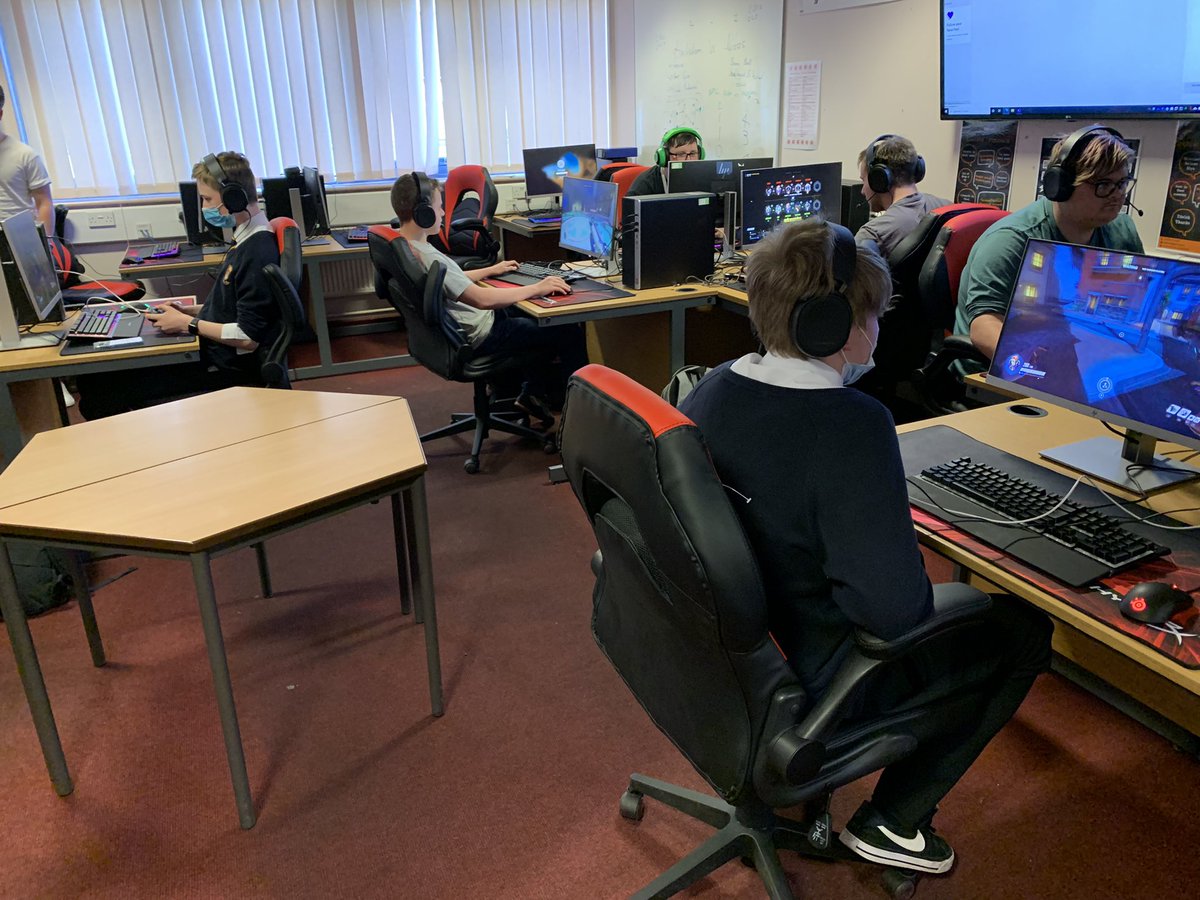 Dwr Y Felin Computing tweet media