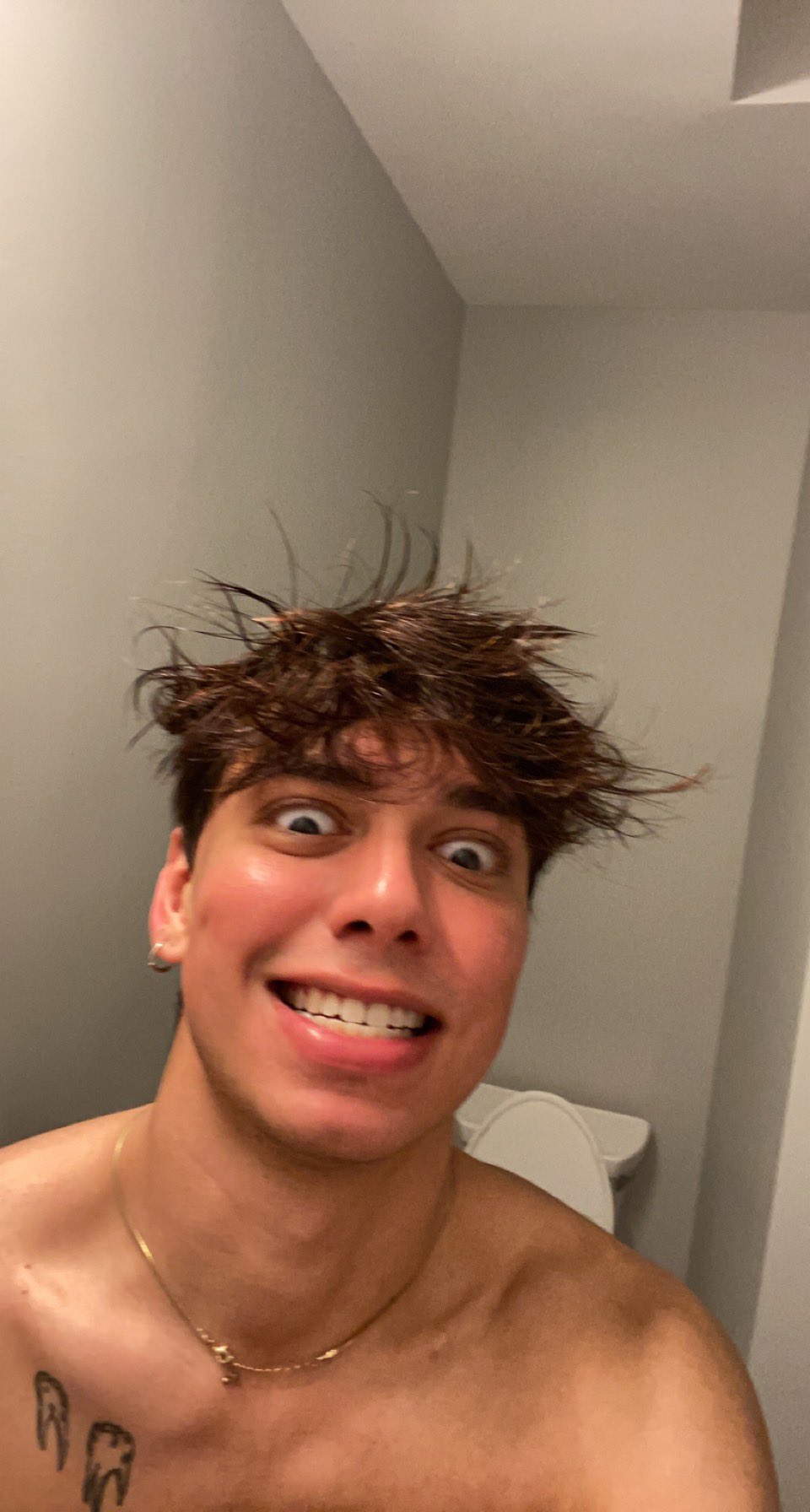 Chris Stone(18+)260K on Twitter: "RT if you wanna see the vid https://t.co/l9lhj9OqCu" / Twitter