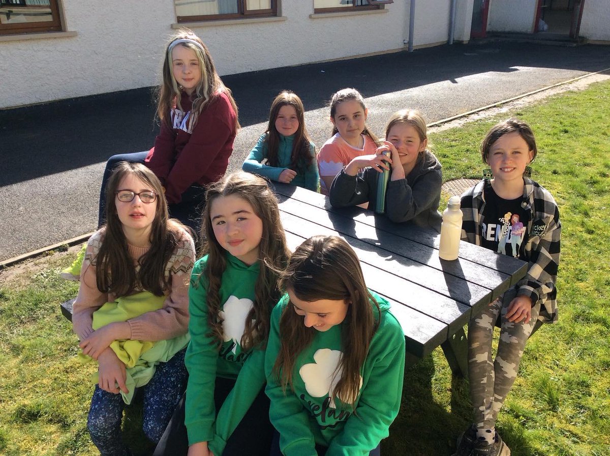 Parteen_School's tweet photo. Our new benches are a major hit with our students. 😎☀️
These benches are made from recycled plastics and already have gotten so much use in Parteen NS 😎☀️We ordered them from here:
https://t.co/bKBqhzgau9
#parteen #parteenschool #primaryschool #hiddengem #outdoorclassroo https://t.co/aLvkLhtE43